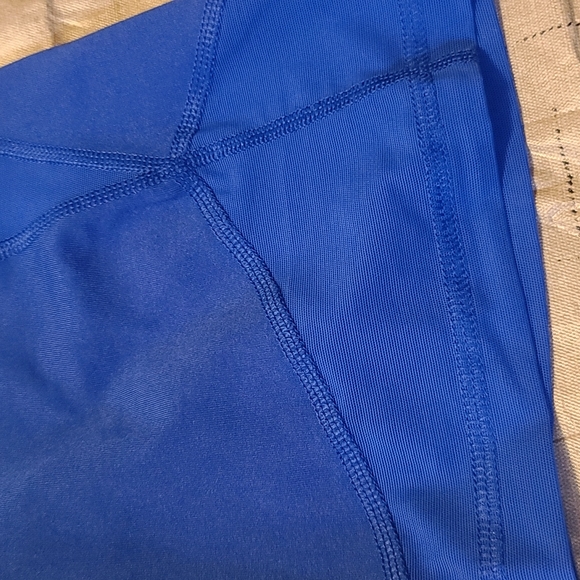 Bermuda shorts - Picture 2 of 6